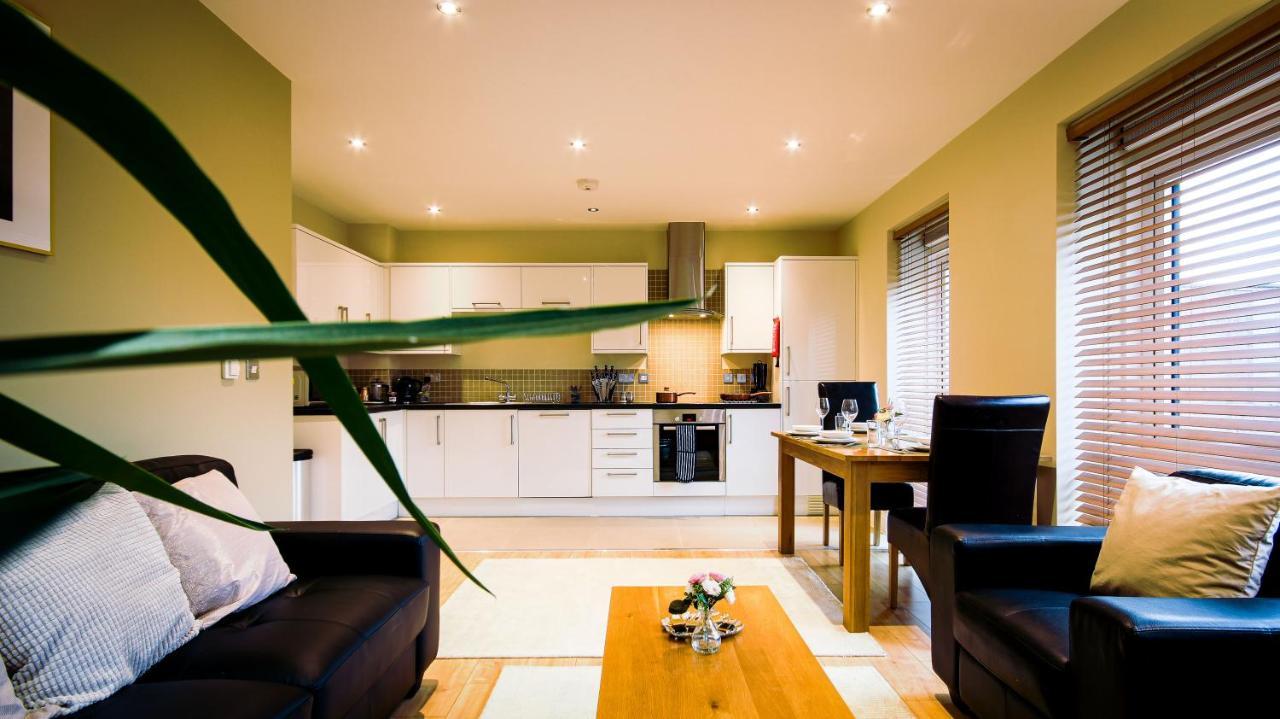 Superb City Center 1 Or 2 Bedroom Apts King Bed Southampton Exterior foto