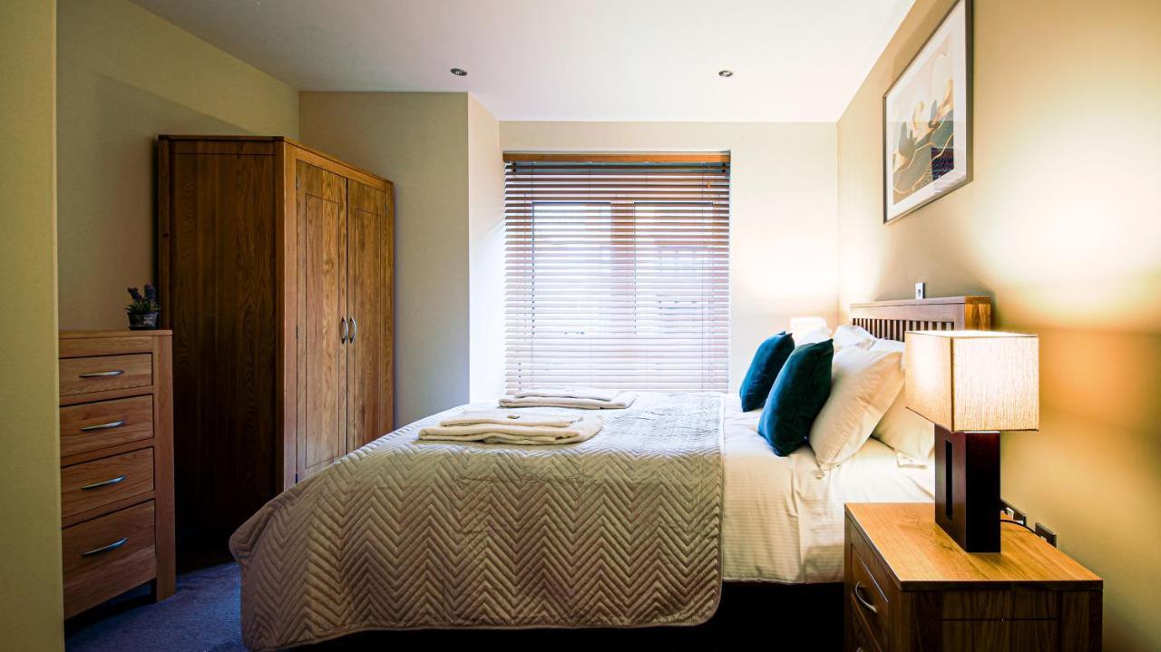 Superb City Center 1 Or 2 Bedroom Apts King Bed Southampton Exterior foto