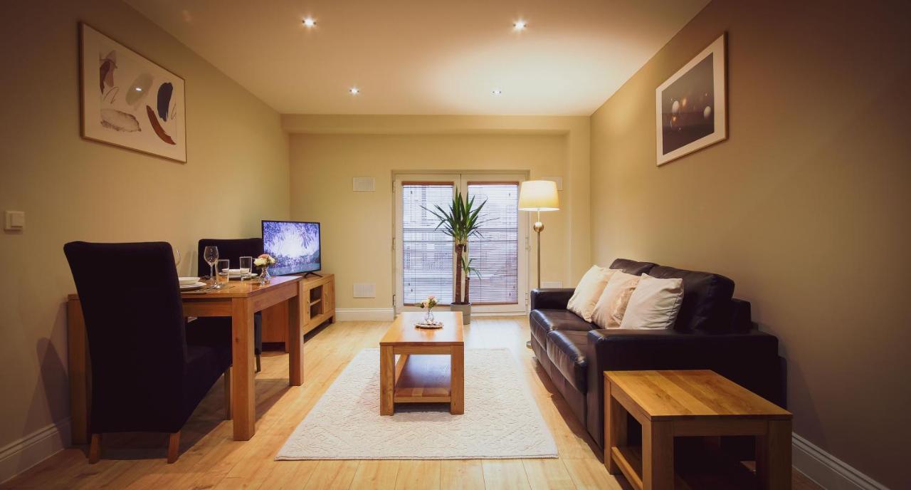 Superb City Center 1 Or 2 Bedroom Apts King Bed Southampton Exterior foto