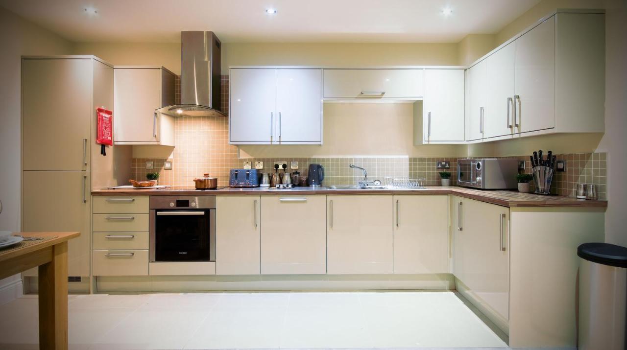 Superb City Center 1 Or 2 Bedroom Apts King Bed Southampton Exterior foto