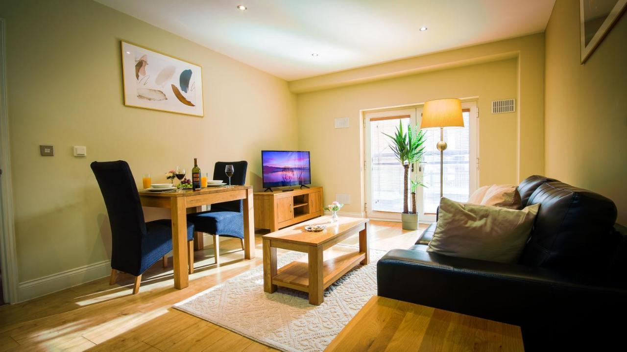 Superb City Center 1 Or 2 Bedroom Apts King Bed Southampton Exterior foto